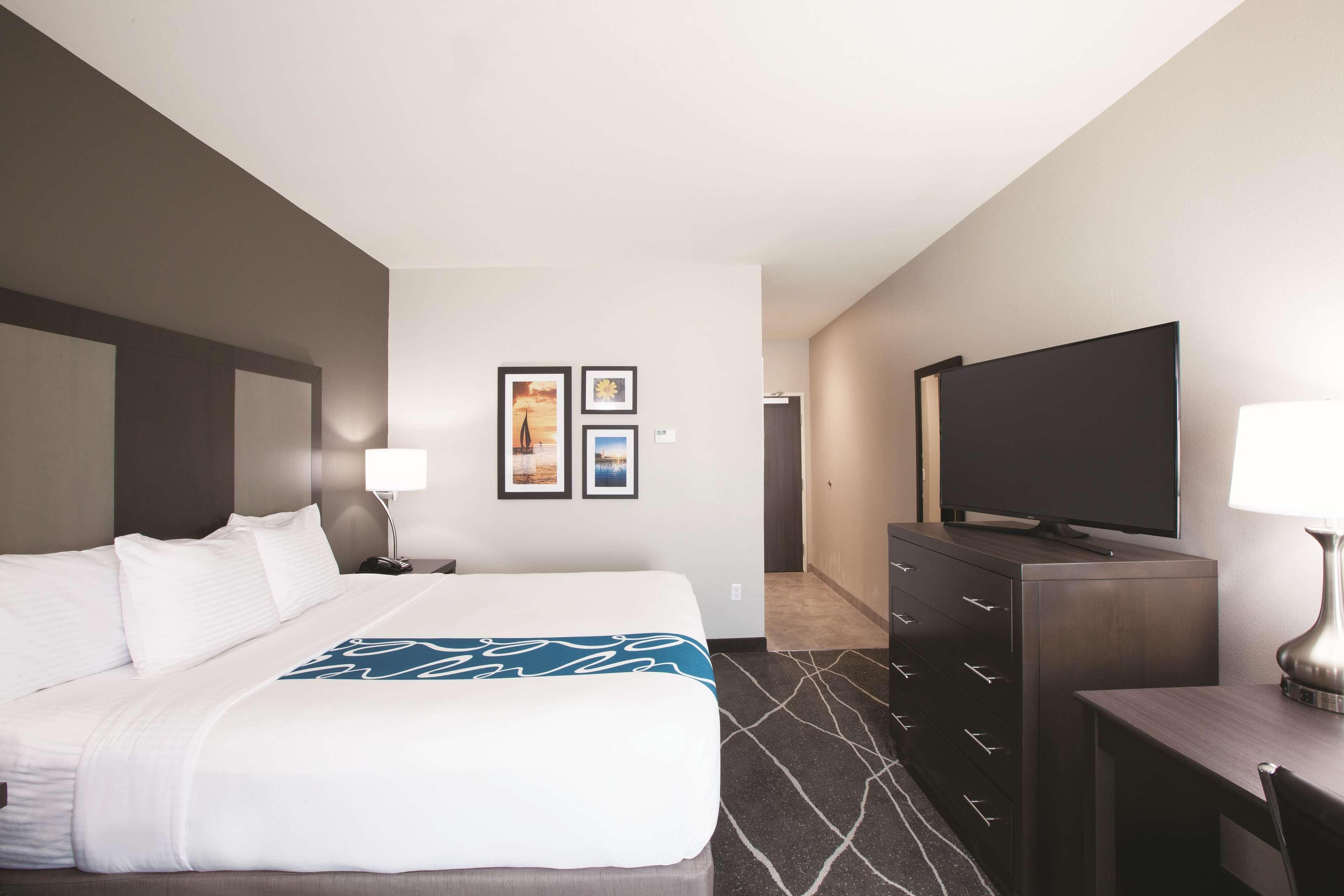 La Quinta By Wyndham Tulsa Broken Arrow Hotel Exterior photo